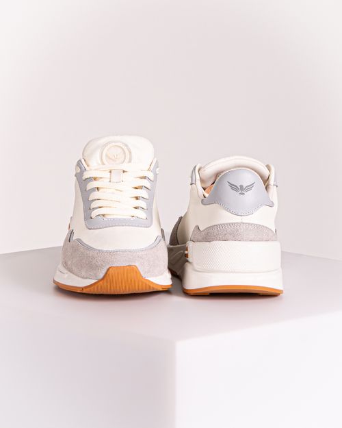 Calzado beige para mujer