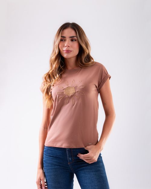 Camiseta nude bordado frontal para mujer