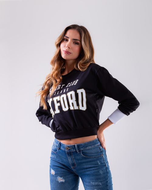 Buzo negro estampado frontal para mujer