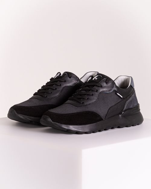 Calzado negro para hombre