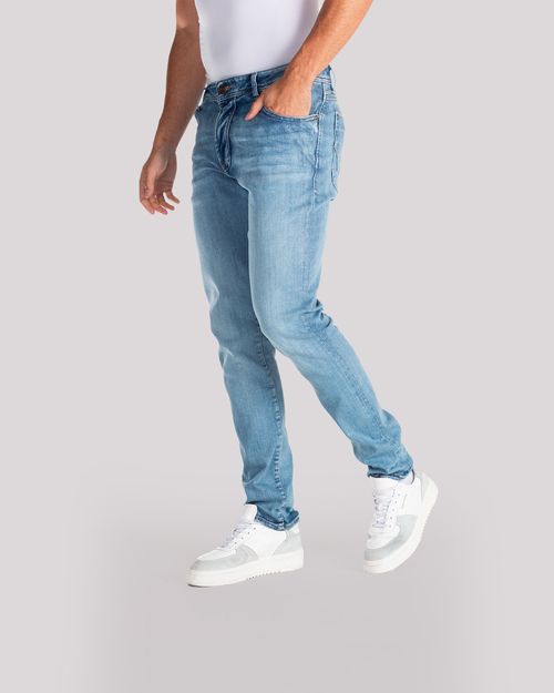 Jean tono claro para hombre